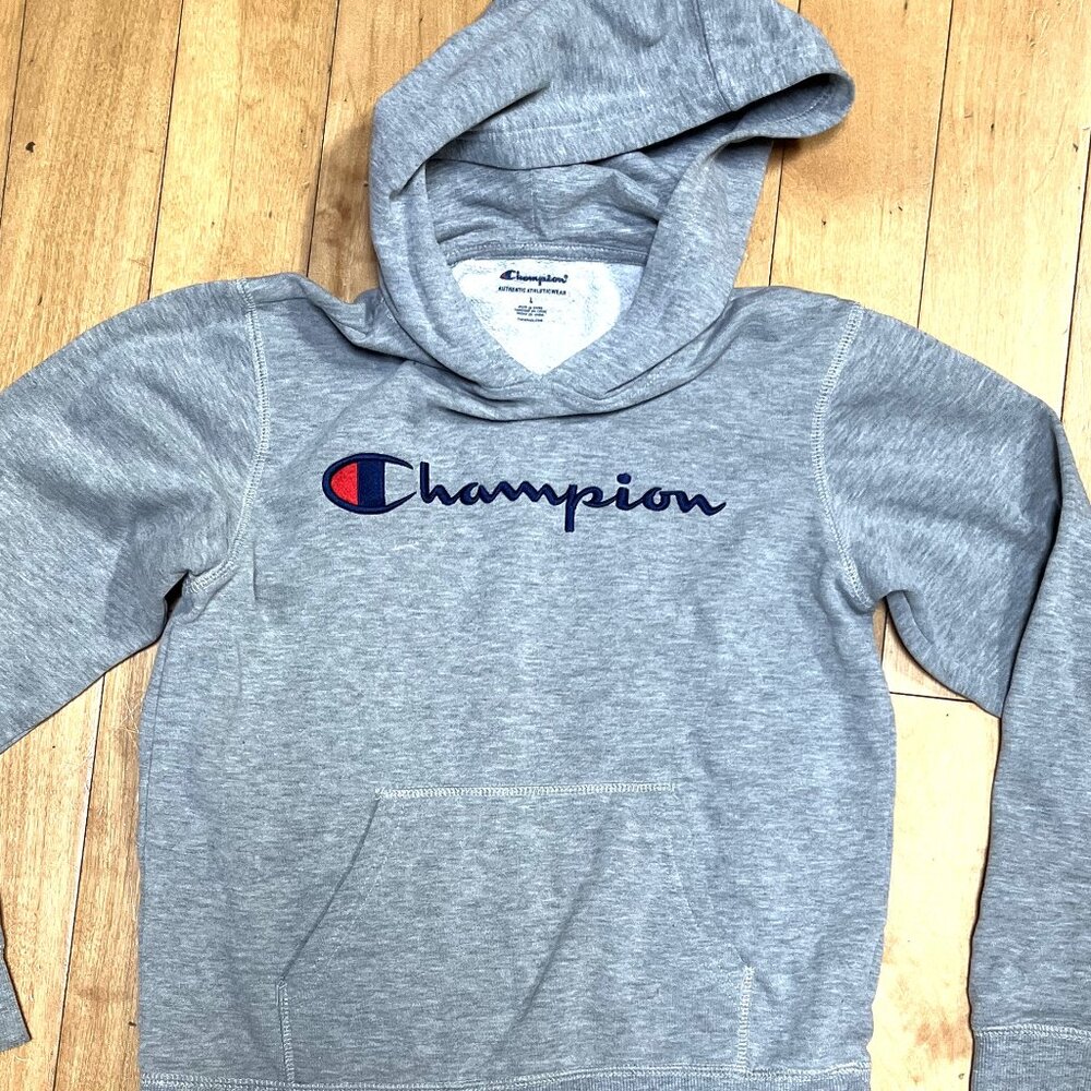 Champion kids hoodie large